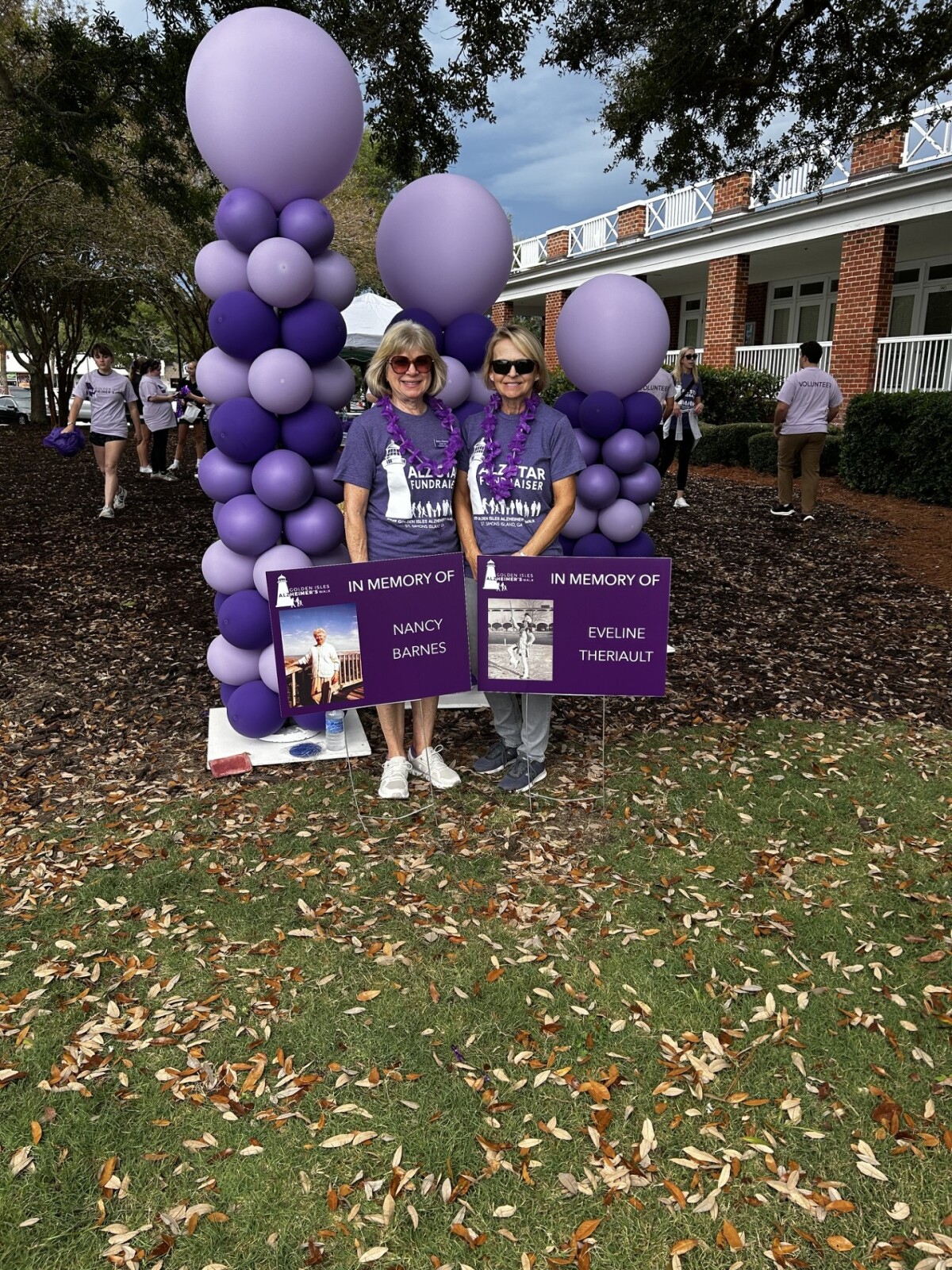 2025 Walk w/Team Captain and Event Chair Betsy Barnes