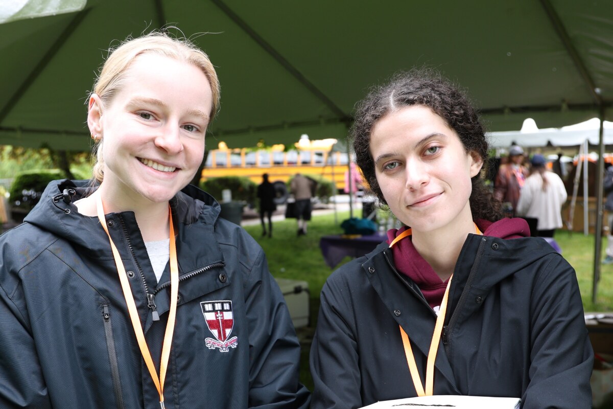 Francesca and Ella Helping at the Walk!