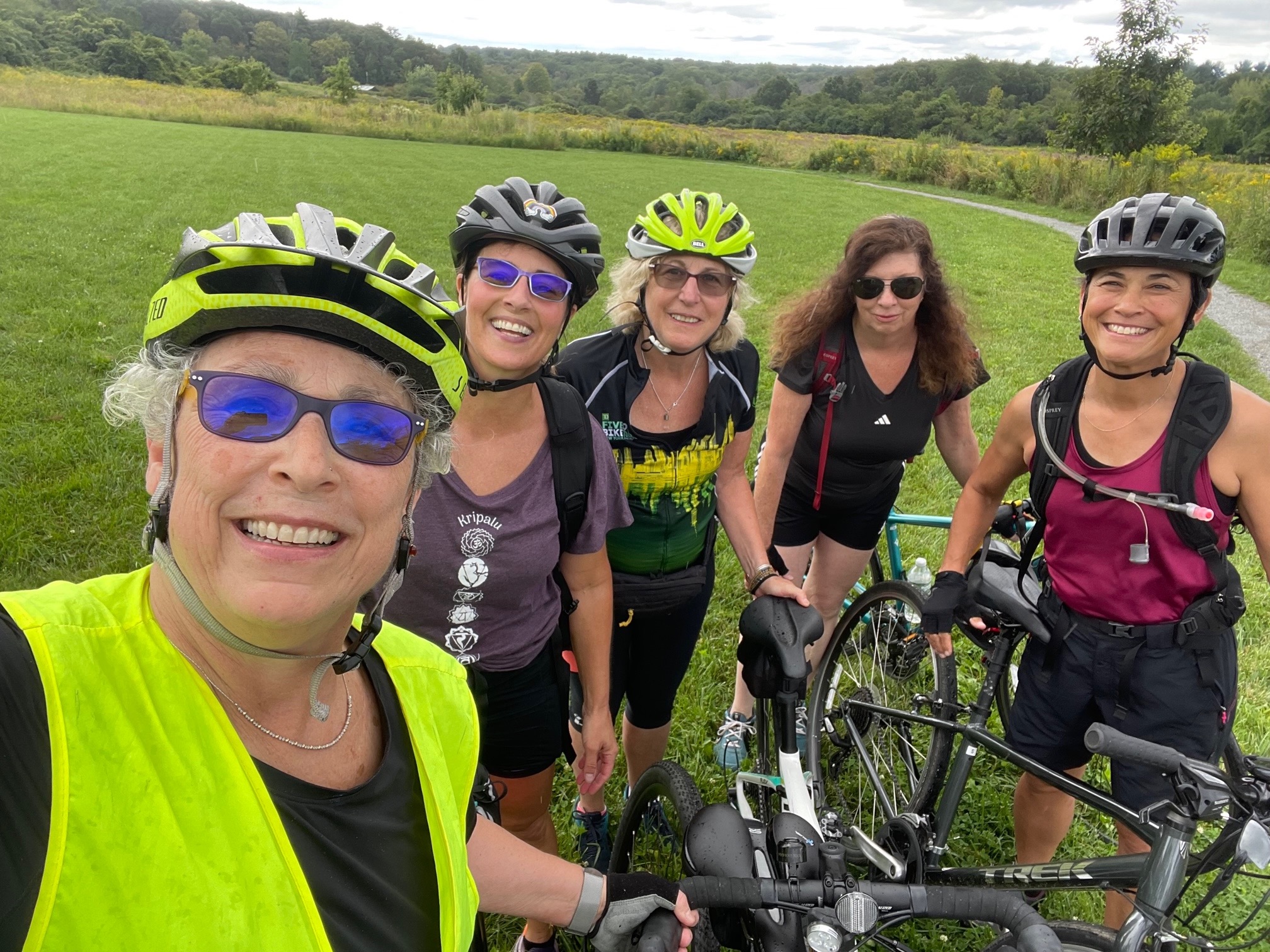 2023-08-27 Jodi, Stephanie, Merrill, Pam & Kay