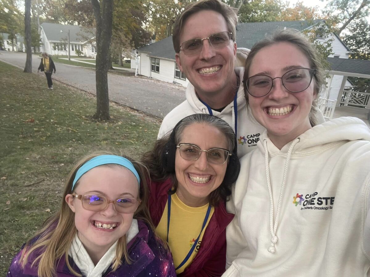 CAMP ONE STEP - CAMPER FAMILY