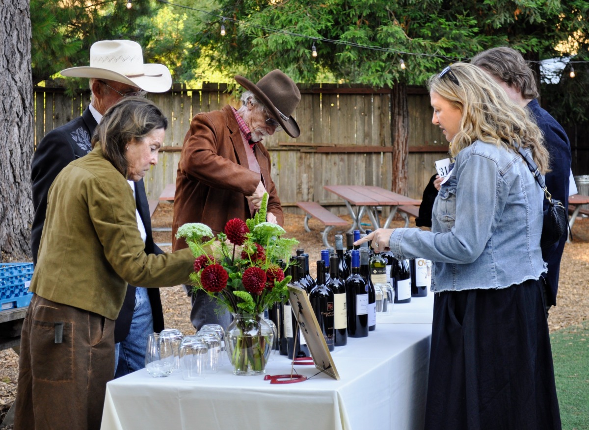 VIP Wine Tasting at Buckles and Bling