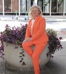      Allison Oaks for Queen