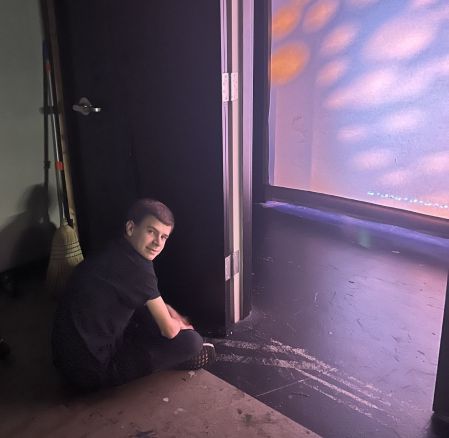 Anthony backstage small.jpg