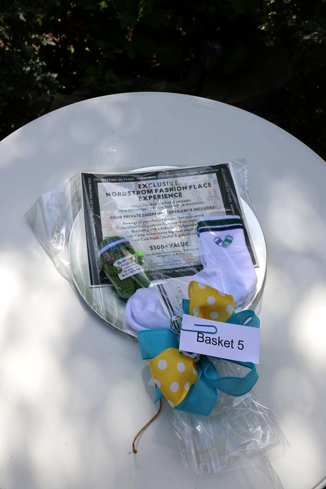 NORDSTROMS GIRLS  PAMPER PARTY FOR 4 - BASKET #5