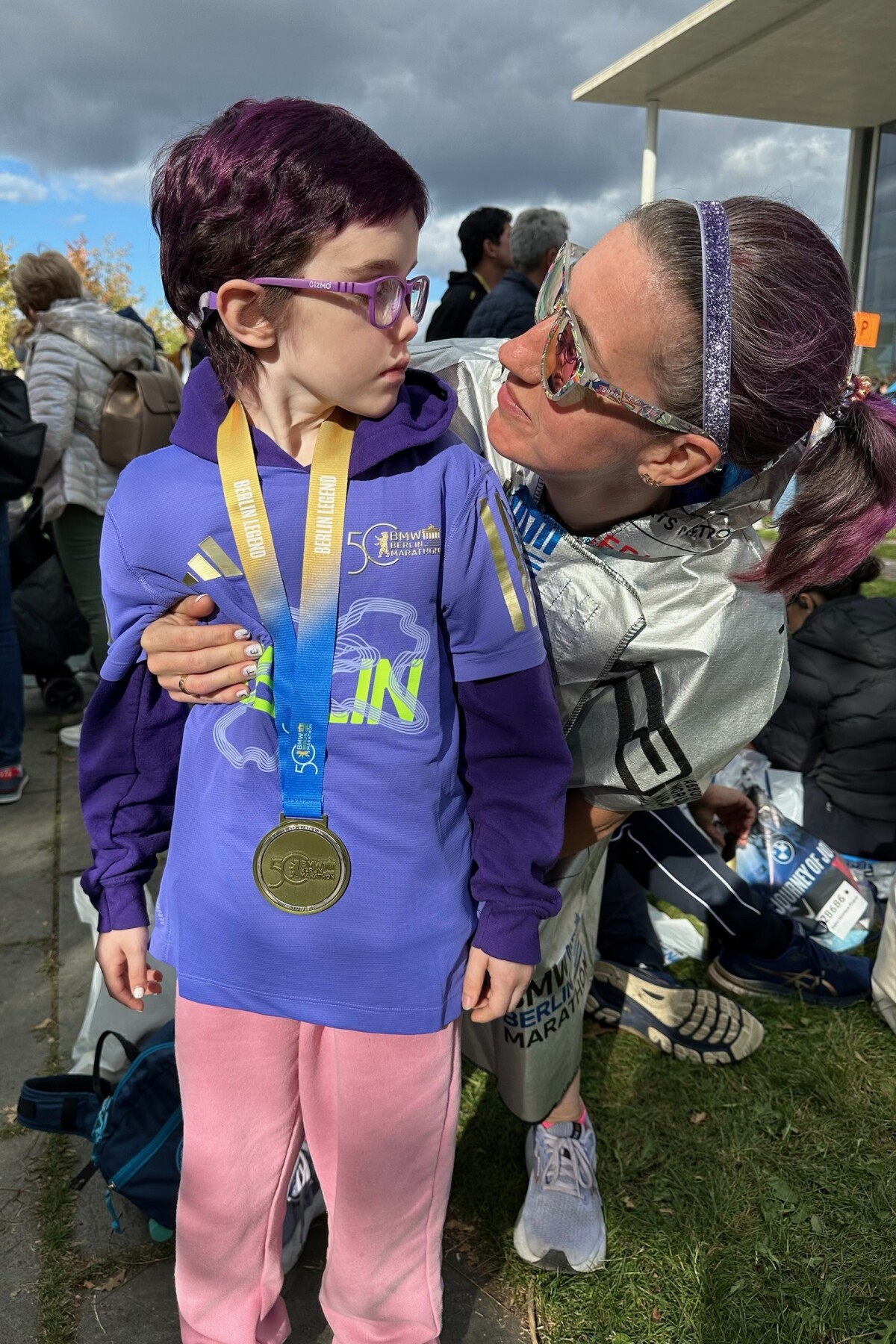 Stella and mom at the Berlin Marathon finish line