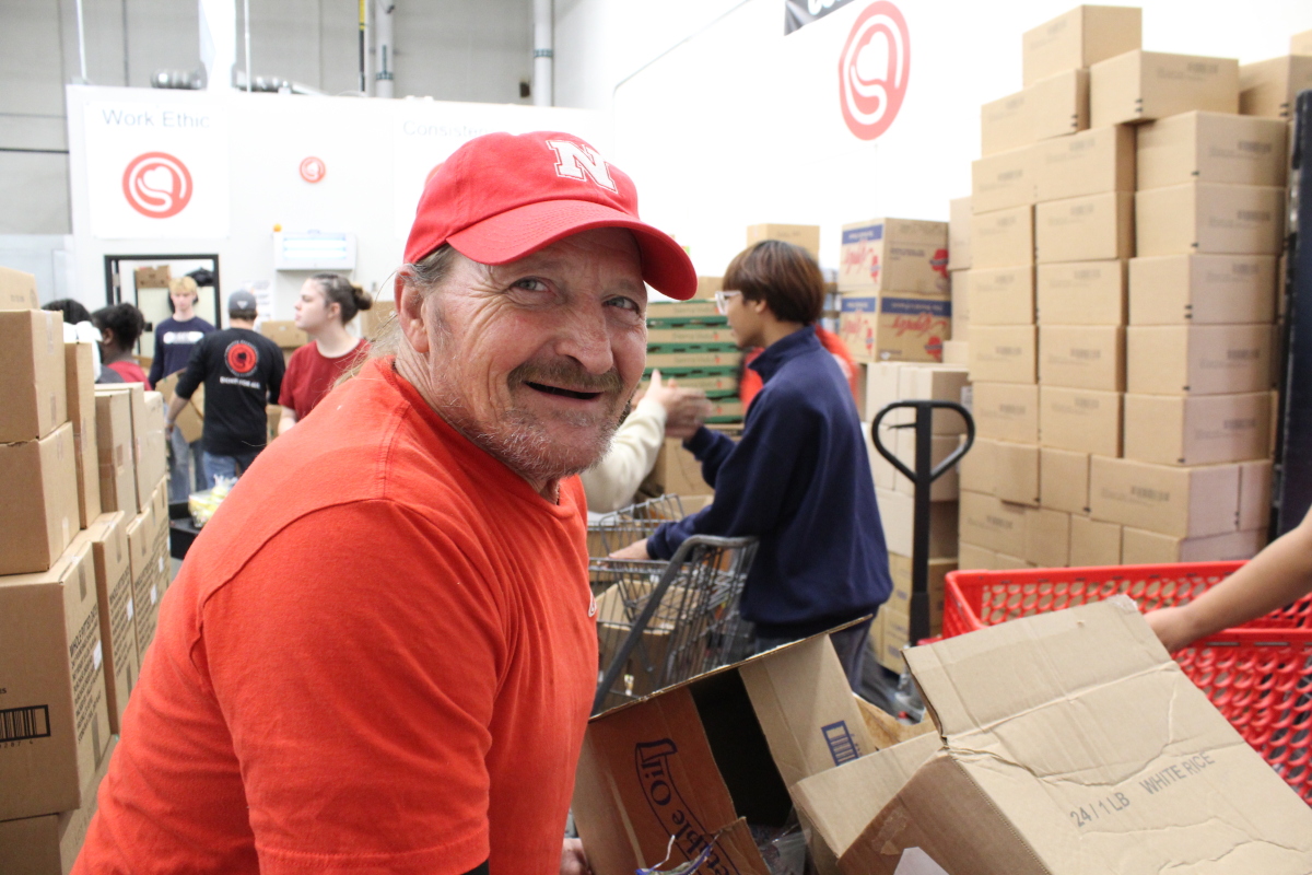 Fresh Start Participants Assist In Food Warehouse