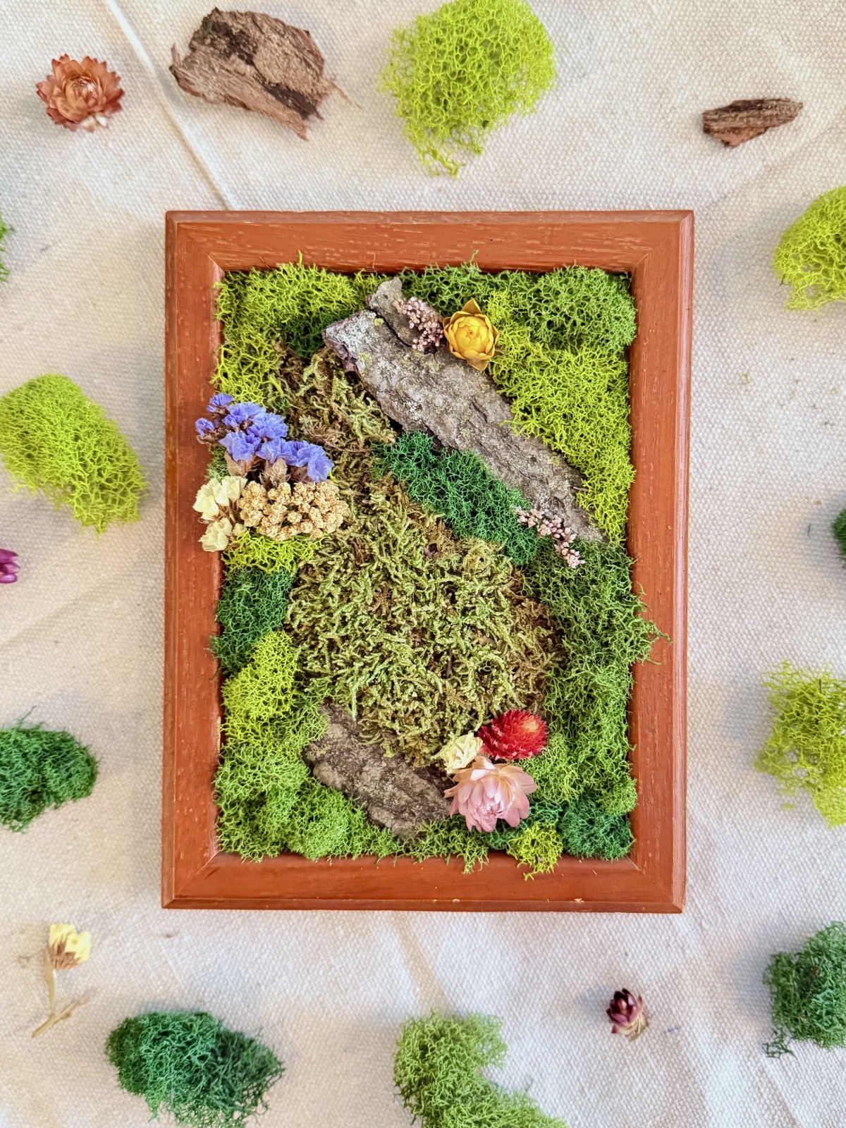 Preserved Moss Frame Workshop led by Birdette's