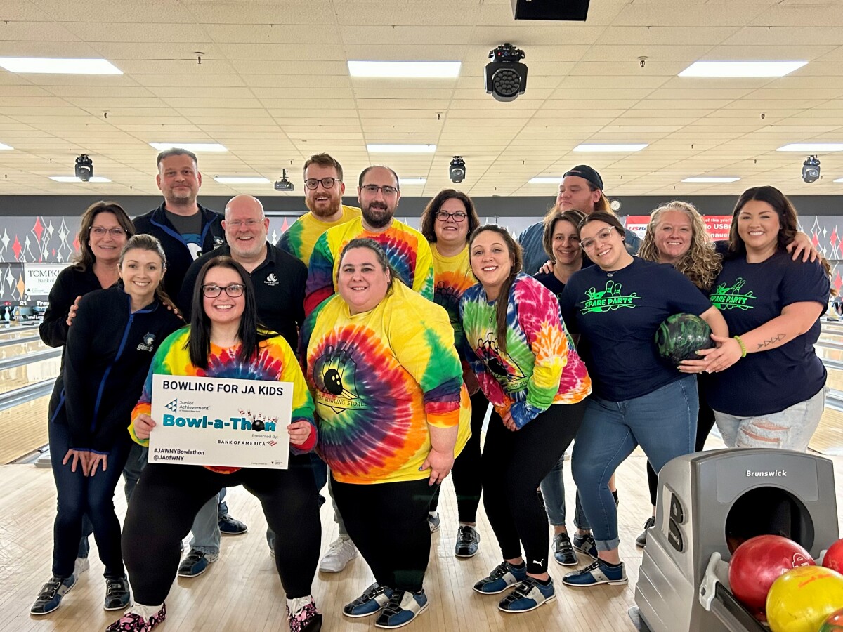 2023 Bryant & Stratton bowlers