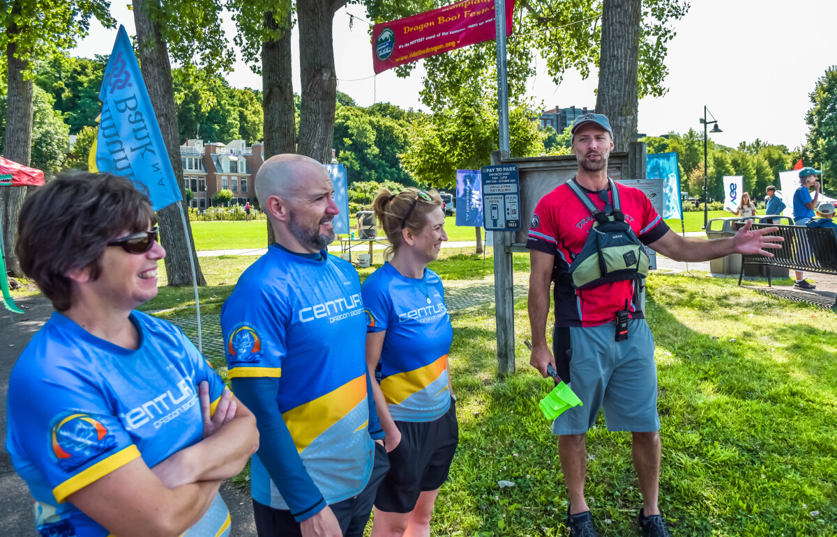 Brett's scoping out the competition!