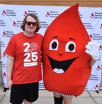 That's me & my brother at last year's walk!