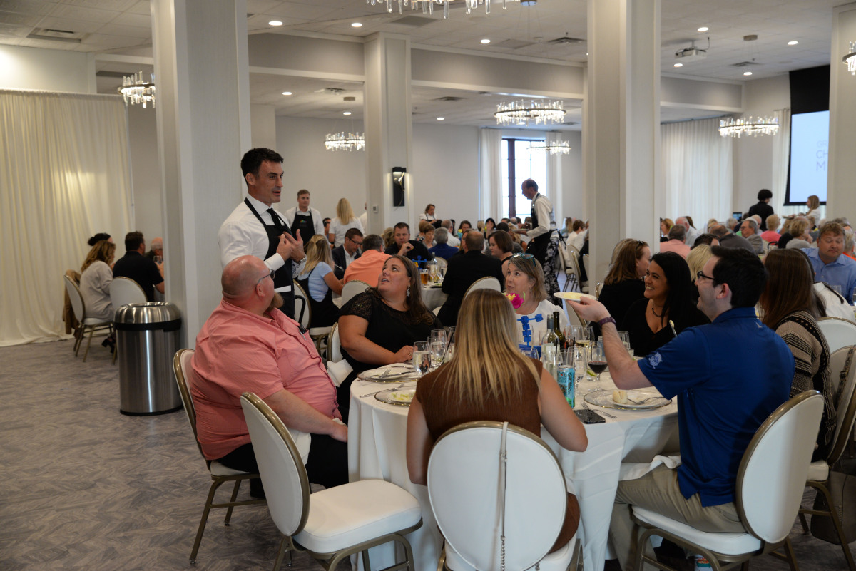 Star Waiters in action