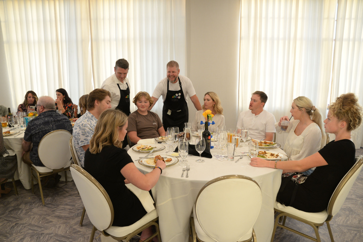 Star Waiters in action