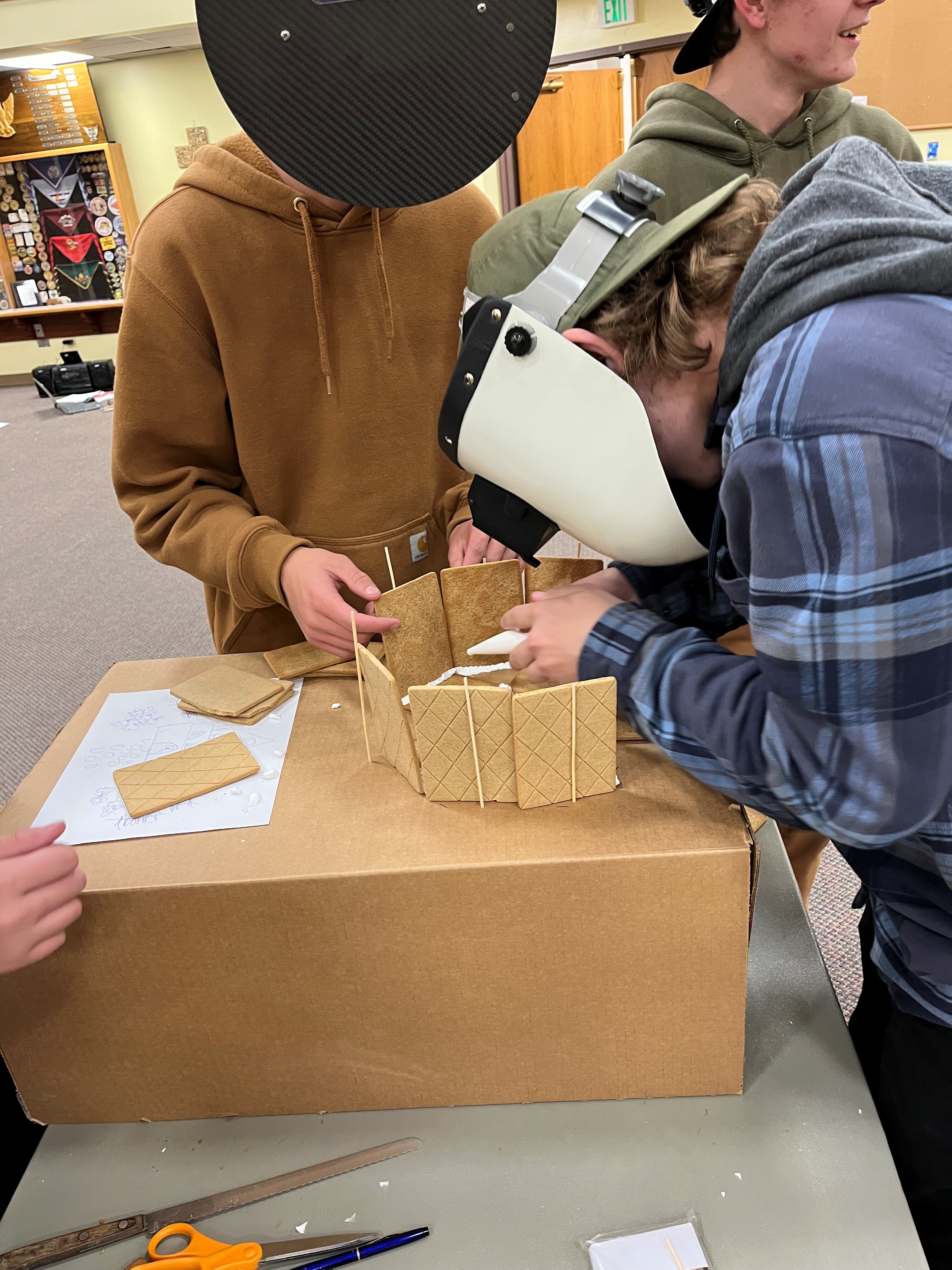 Welding the structure!