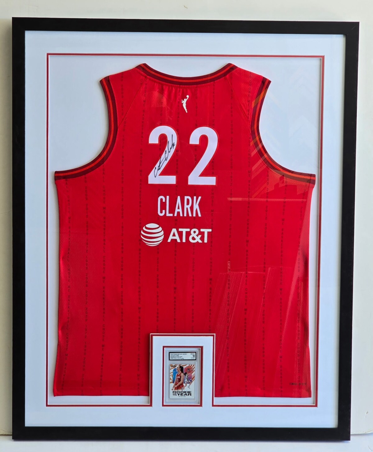 Caitlin Clark Signed Jersey