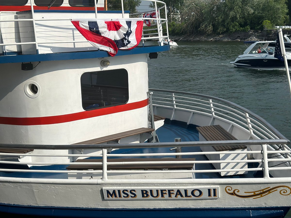 Afternoon Sightseeing Tour For Two Aboard the Miss Buffalo II