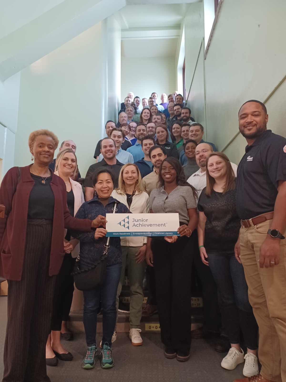Ameren Transmission volunteers at Mullanphy Elementary School 2024