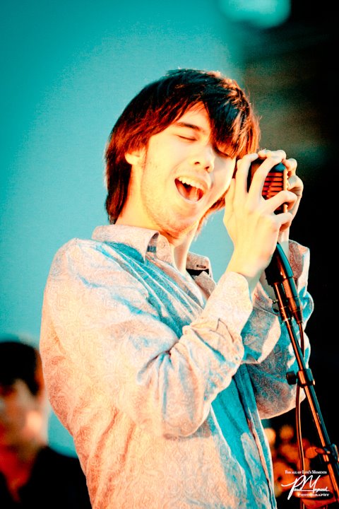 Jamie performing as a teen