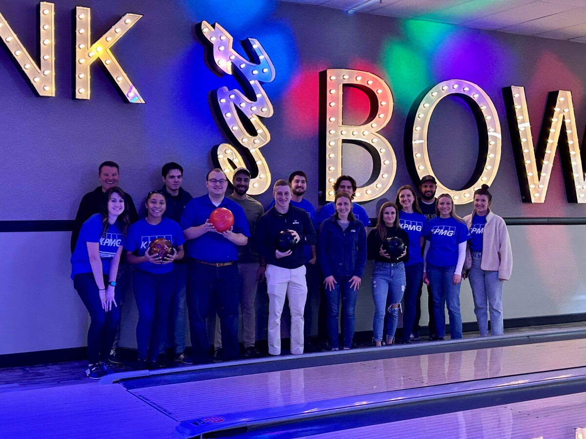 2023 KPMG bowlers