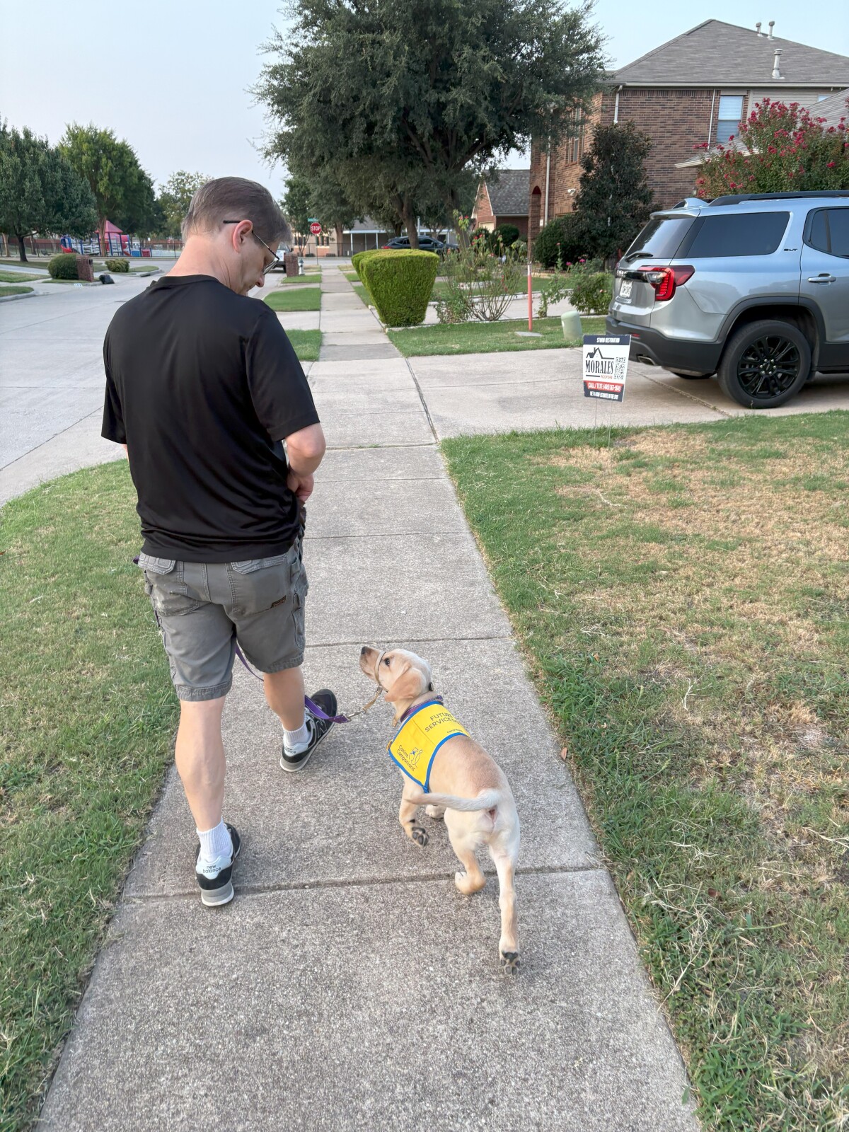 Linny and John on a trainng walk
