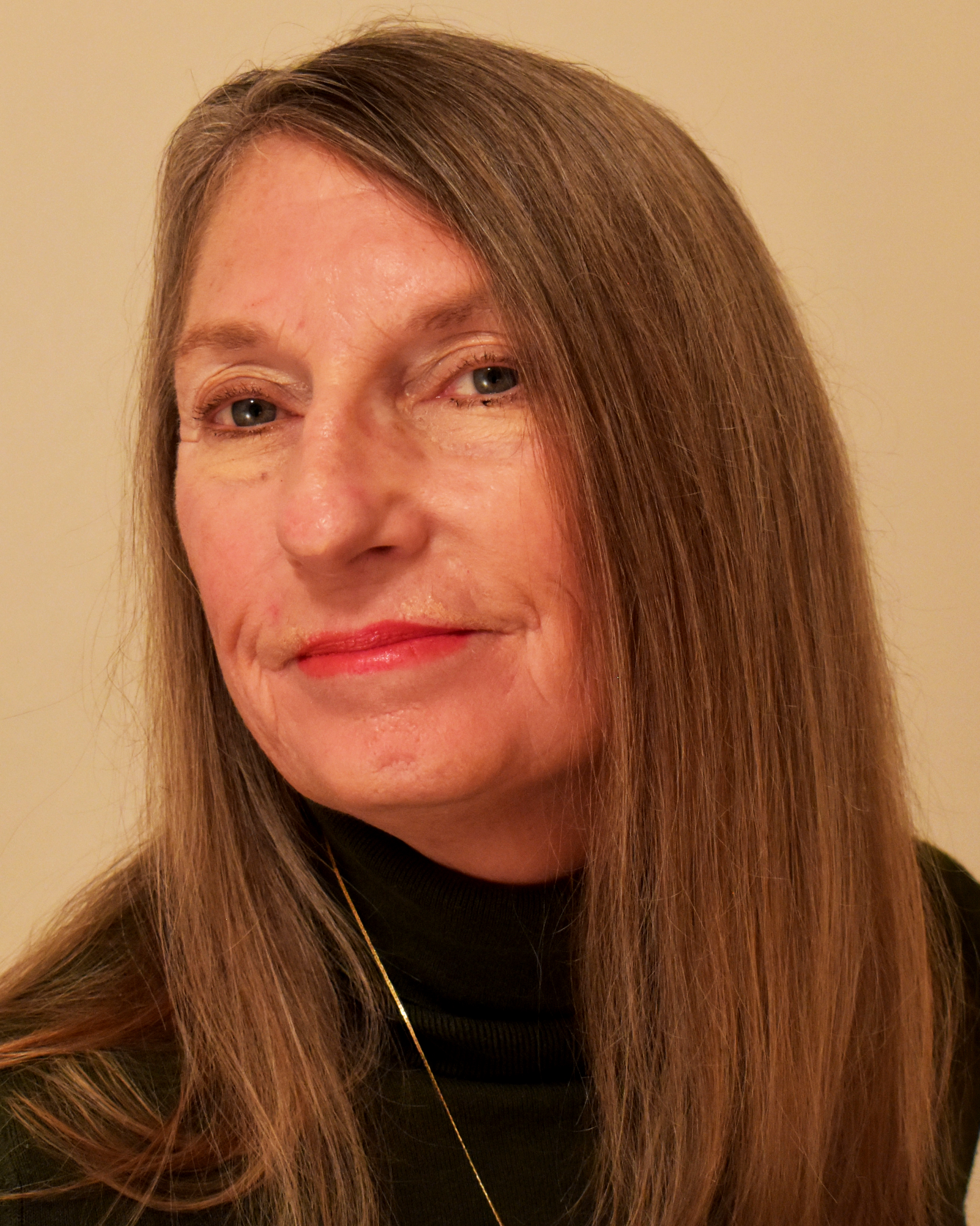 Elizabeth Randall, Author:  Haunted Florida
