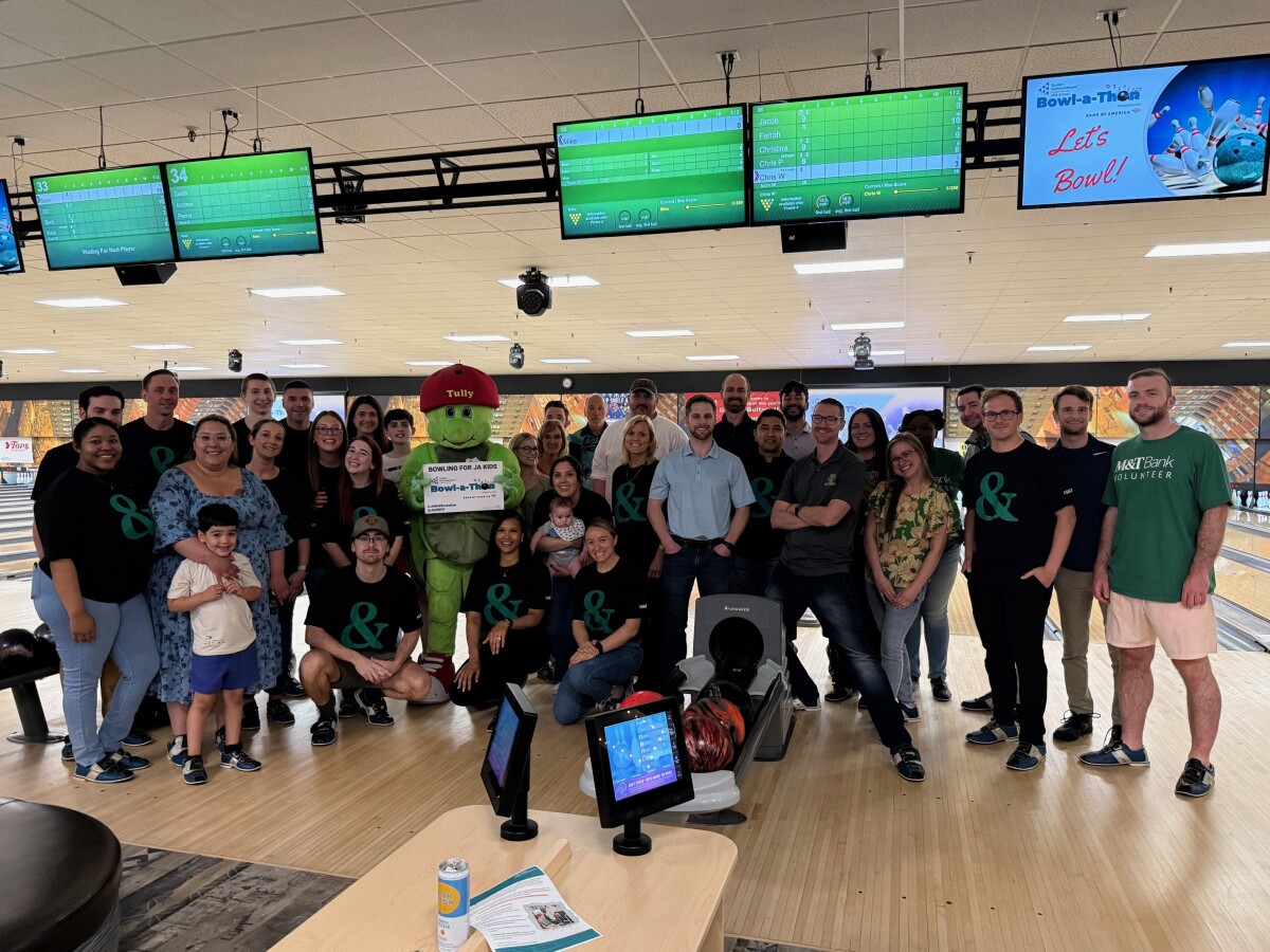 2025 M&T Transit bowlers