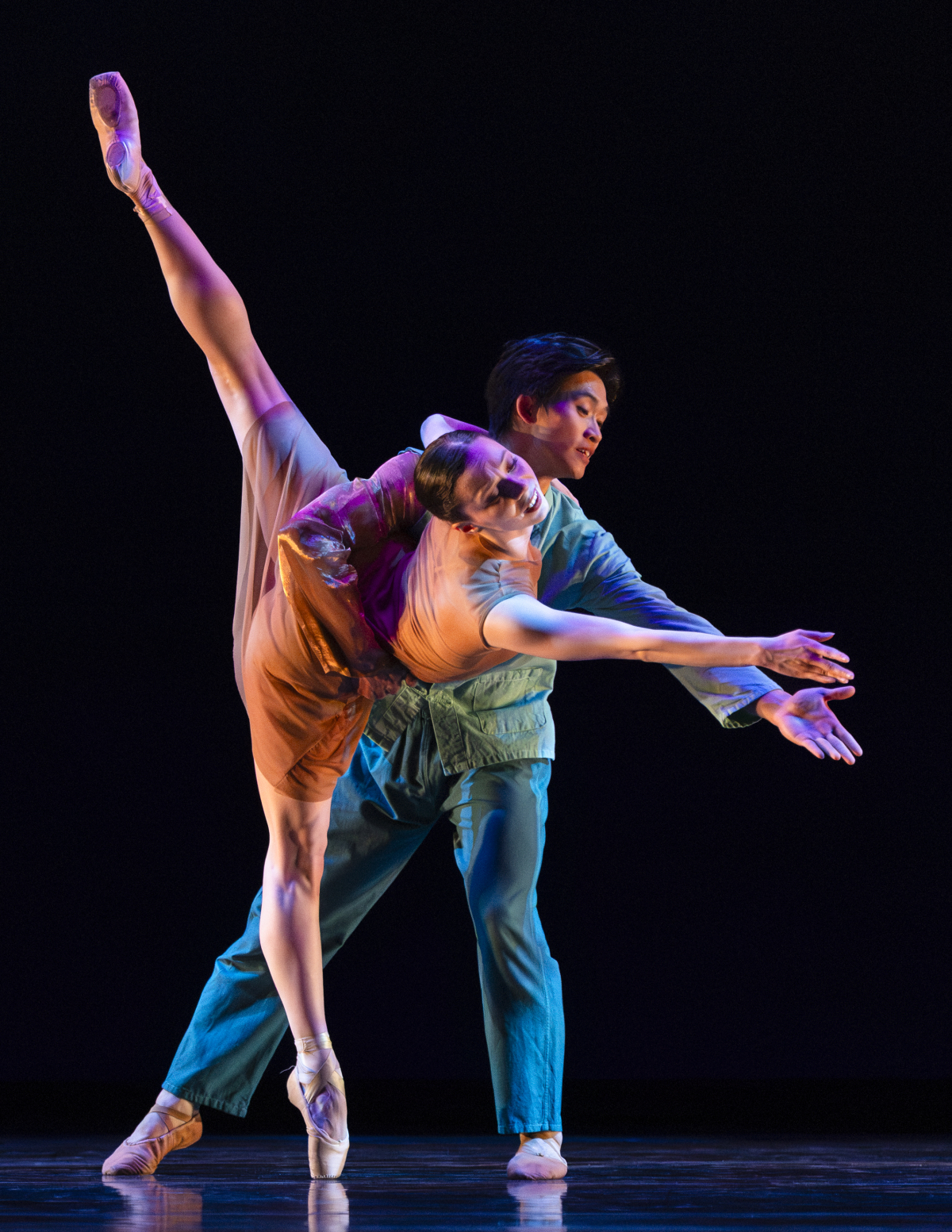 Oakland Ballet in Angel Island Project. Photo by John Hefti