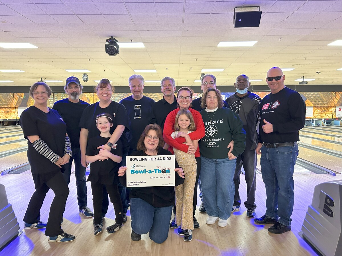 2025 Perry's bowlers