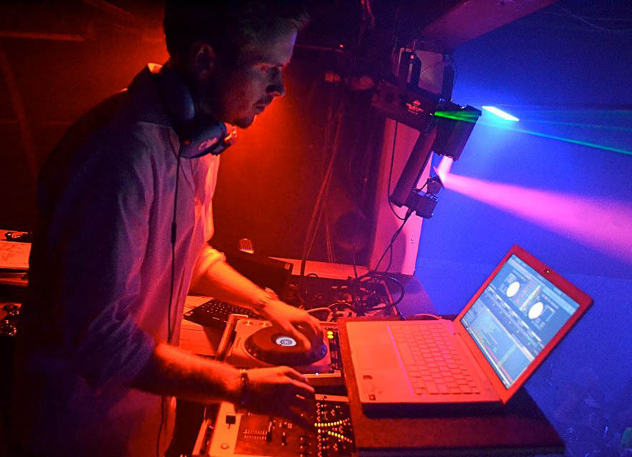 Music - DJ Romeo