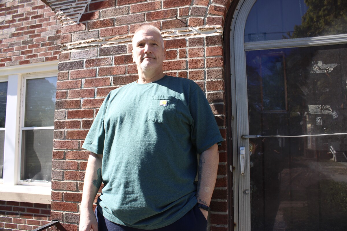 After battling addiction and homelessness, Ronnie now gives back—volunteering and sharing his recovery story to help others find hope through Community Housing Network.