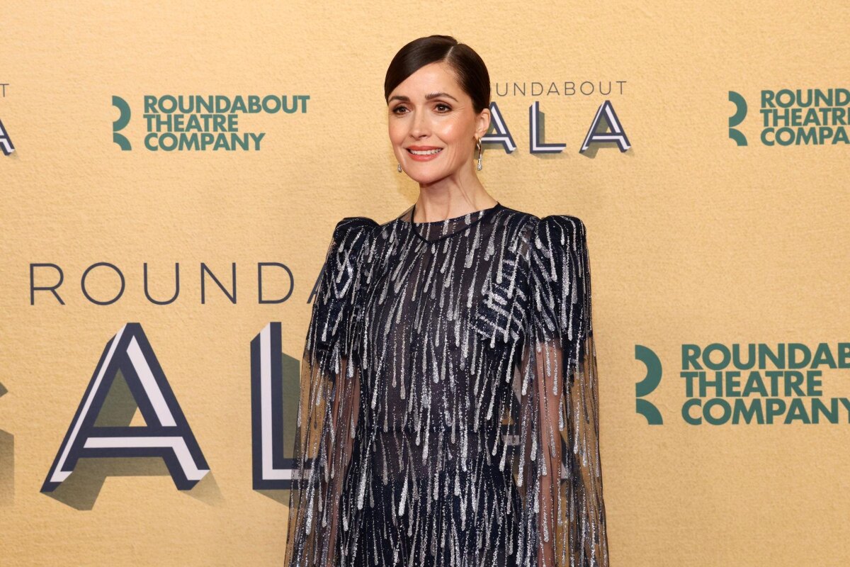 Broadway Insider Experience — Fallen Angels + Backstage