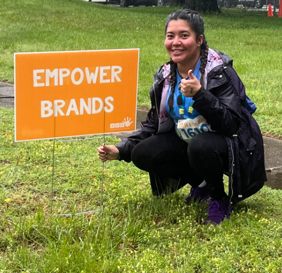 Ana Rengifo braved the rain to represent Empower in 2024