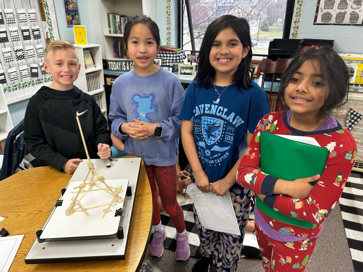 Elementary: Shaking Earthquake Table