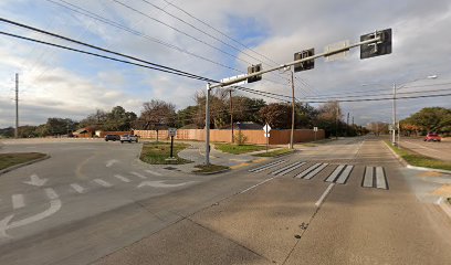 Inwood Parking Lot & Northaven Trail