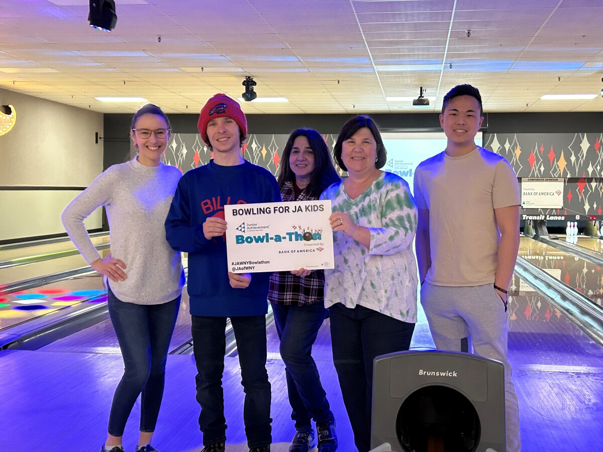 2023 Tompkins bowlers