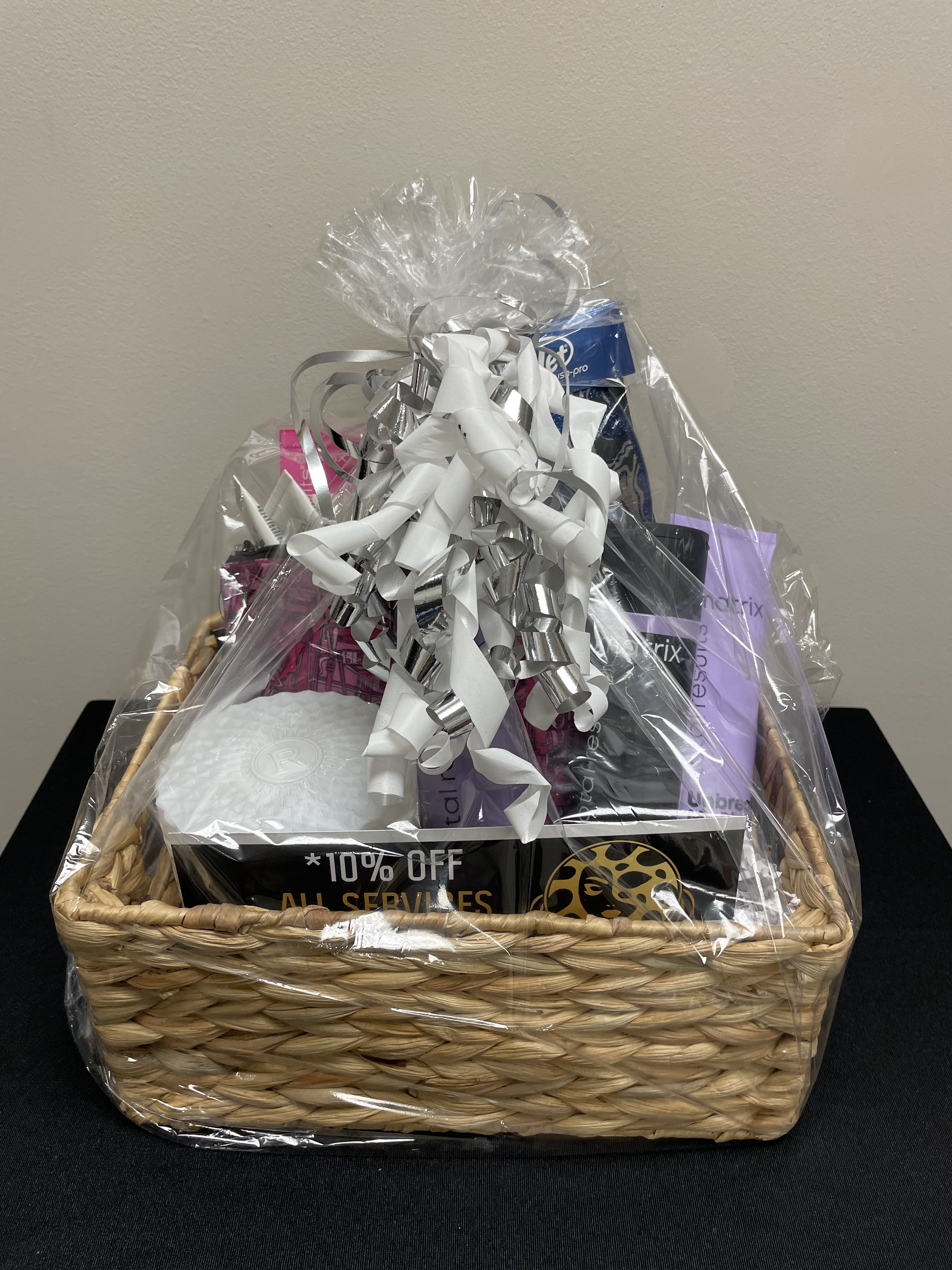 Vee Salon Beauty Basket