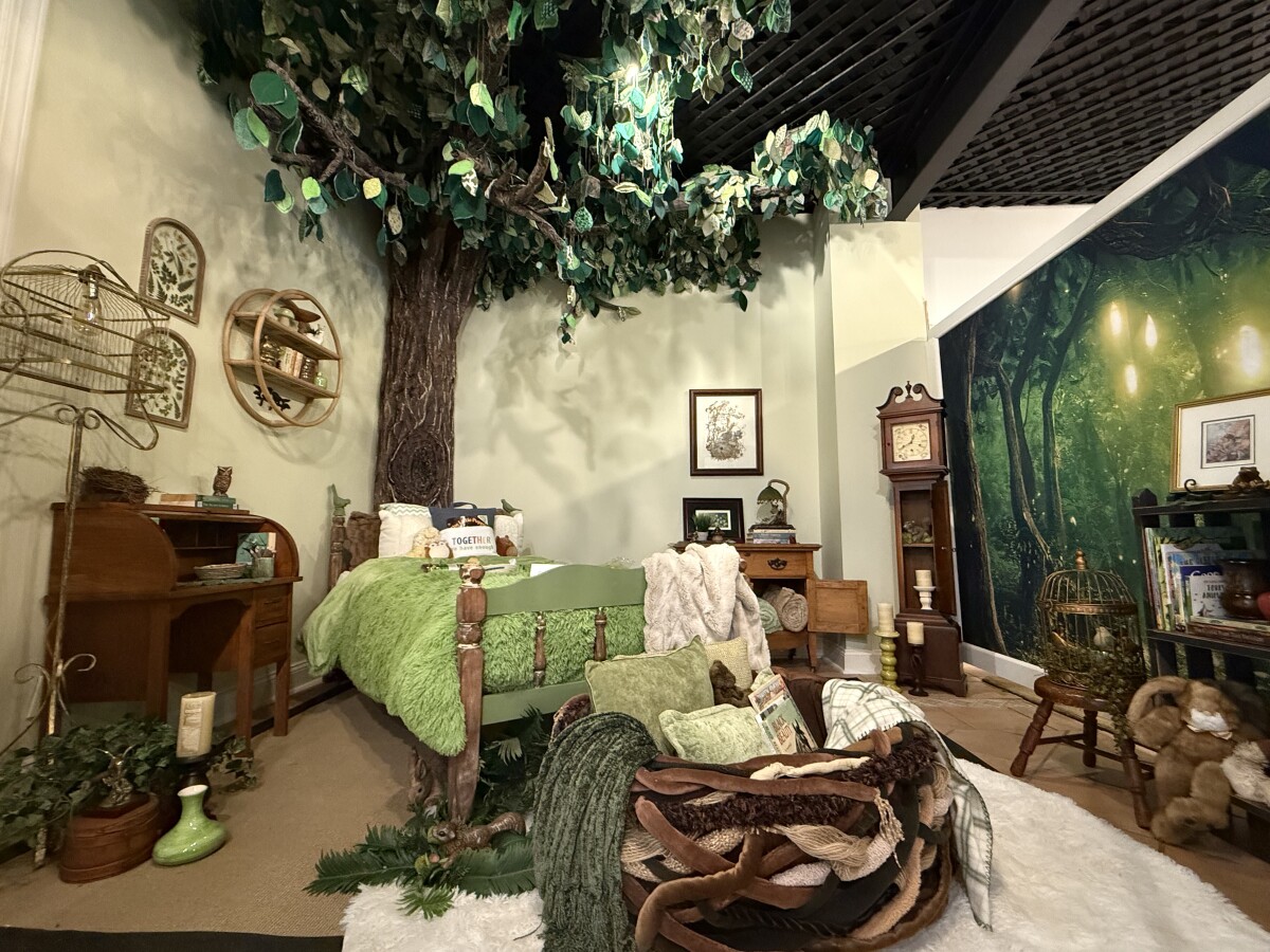 greeNest Volunteers - Up Off The Floor